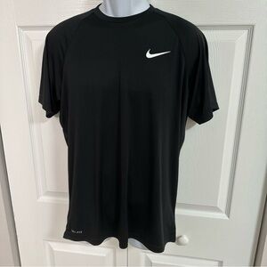 Nike Men's Black Short Sleeve Tee